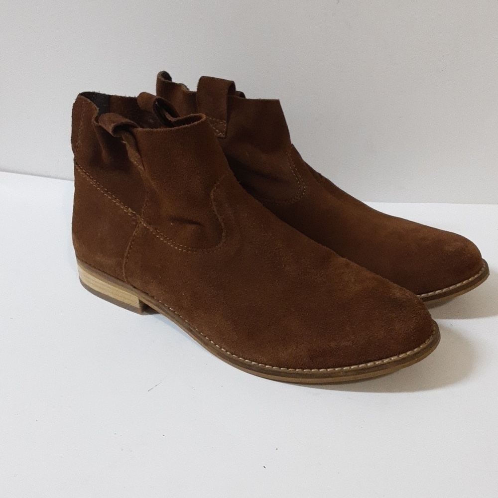 Diba True ankle booties women 8.5 M pull on suede brown casual festival retro